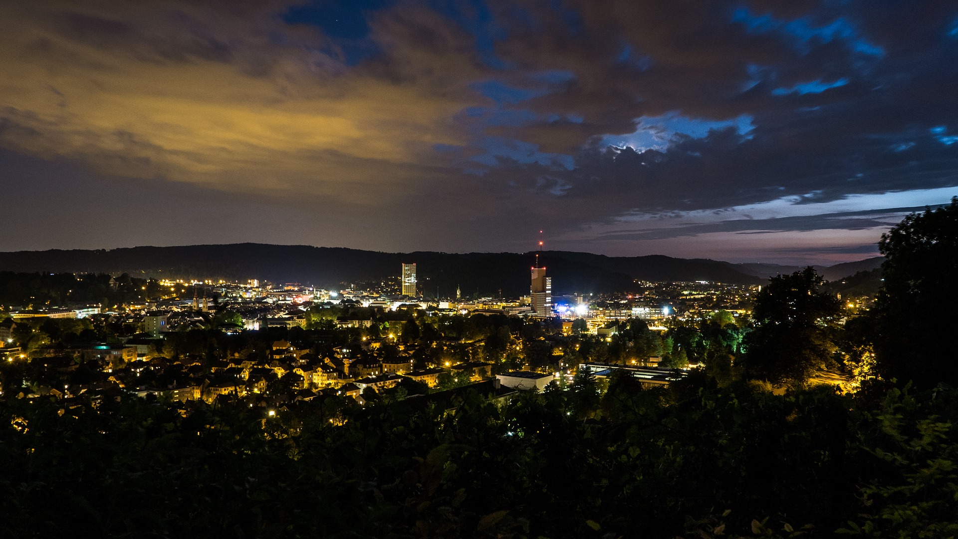 Winterthur bei Nacht, Schweiz